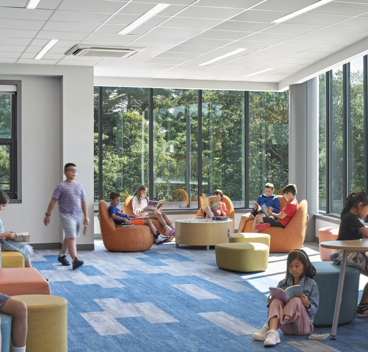 Center Elementary Carpet Room