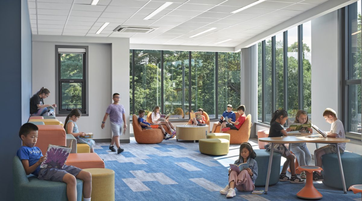 Center Elementary Carpet Room